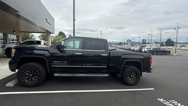 2015 GMC Sierra 2500HD Denali