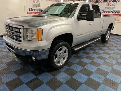 2013 GMC Sierra 2500HD 4X4 SLT 4DR Crew Cab SB