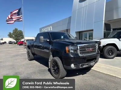 Photo of a 2011 GMC Sierra 2500HD 4X4 Denali 4DR Crew Cab SB for sale