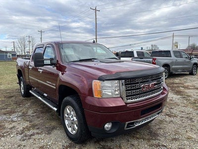 2014 GMC Sierra 2500HD 4X4 Denali 4DR Crew Cab SB