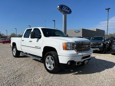 2012 GMC Sierra 2500HD 4X4 Denali 4DR Crew Cab SB