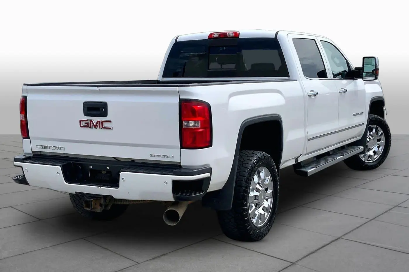 2019 GMC Sierra Hd - $40,525