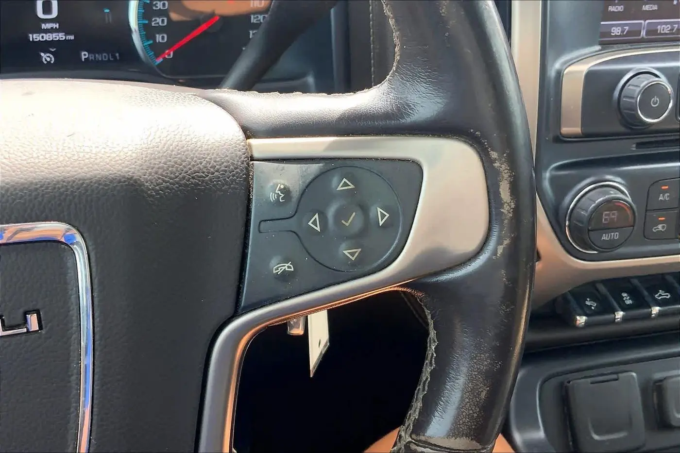 2019 GMC Sierra Hd - $40,525