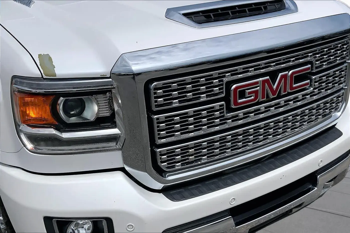2019 GMC Sierra Hd - $40,525