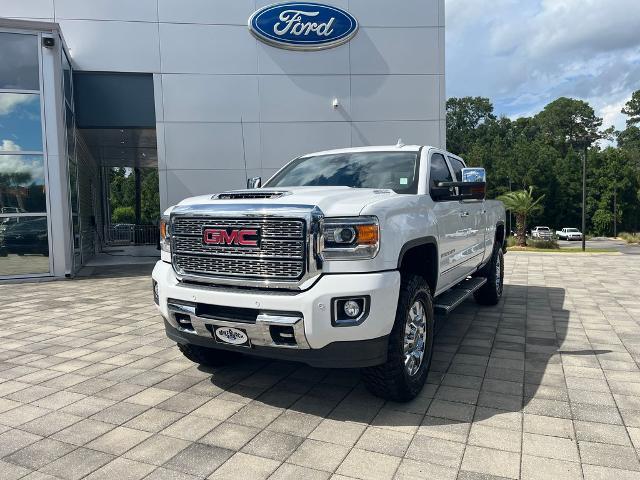 2019 GMC Sierra 2500HD Denali — photo 1 of 12