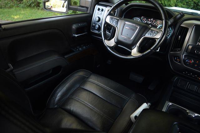 2019 GMC Sierra Hd - $52,500