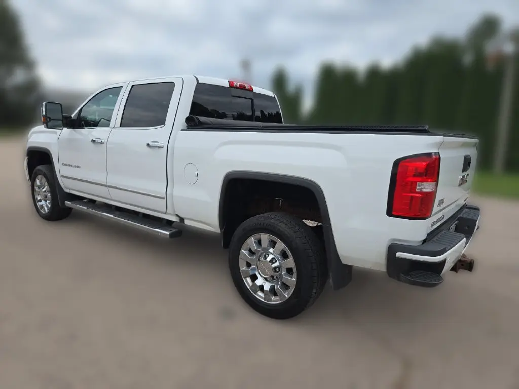2016 GMC Sierra - $34,643
