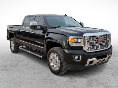2018 GMC Sierra 2500HD 4X4 Denali 4DR Crew Cab SB