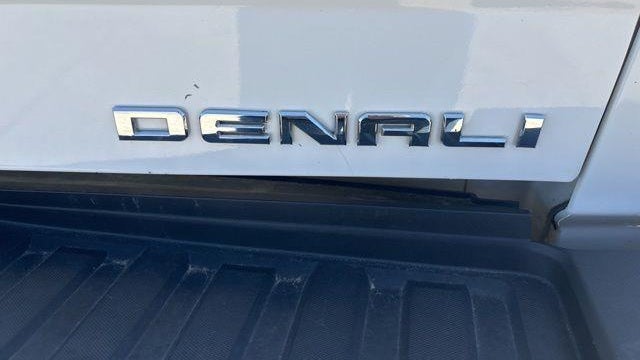 2017 GMC Sierra 2500HD Denali