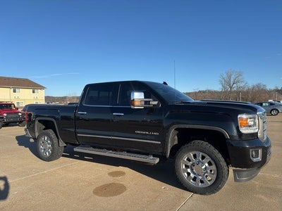 2018 GMC Sierra 2500HD 4X4 Denali 4DR Crew Cab SB