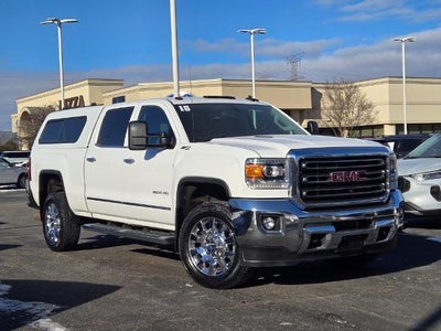 2015 GMC Sierra 2500HD 4X4 SLT 4DR Crew Cab SB