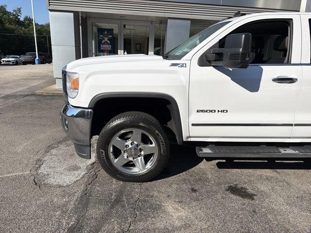 2015 GMC Sierra - $30,325