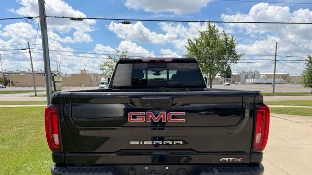 2023 GMC Sierra 2500HD AT4