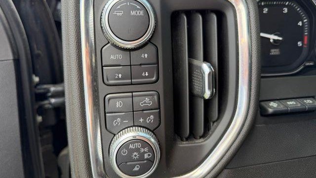 2023 GMC Sierra 2500HD AT4