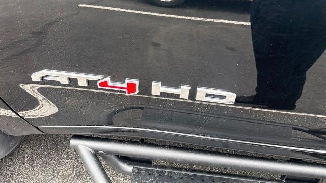 2024 GMC Sierra 2500HD AT4