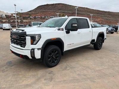 2024 GMC Sierra 2500HD 4X4 AT4 4DR Crew Cab SB