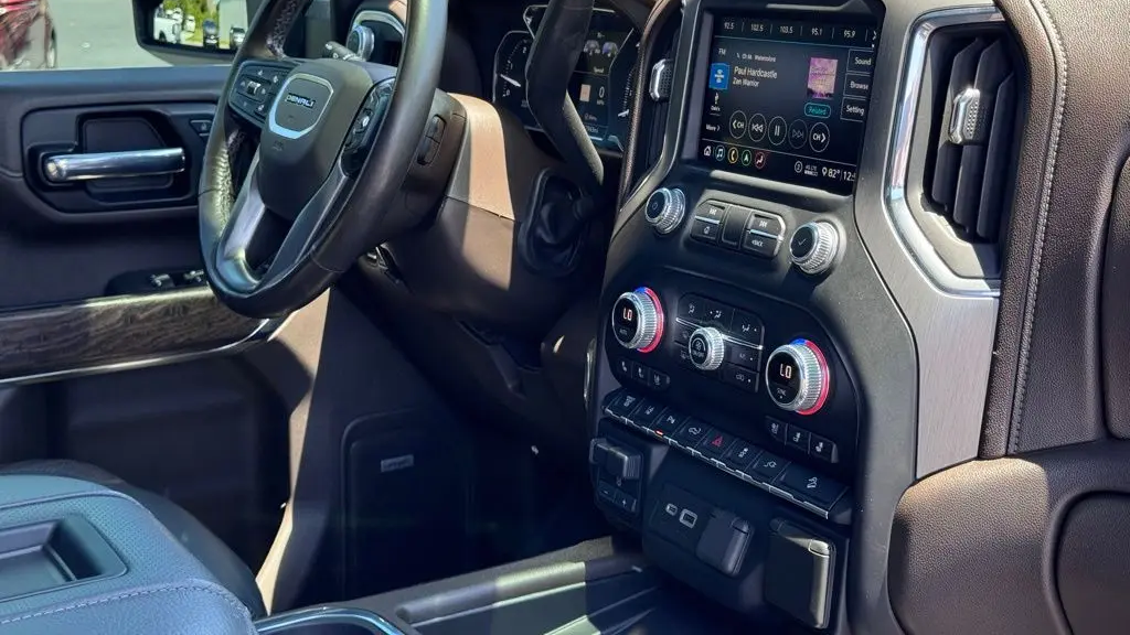2020 GMC Sierra 2500HD Denali