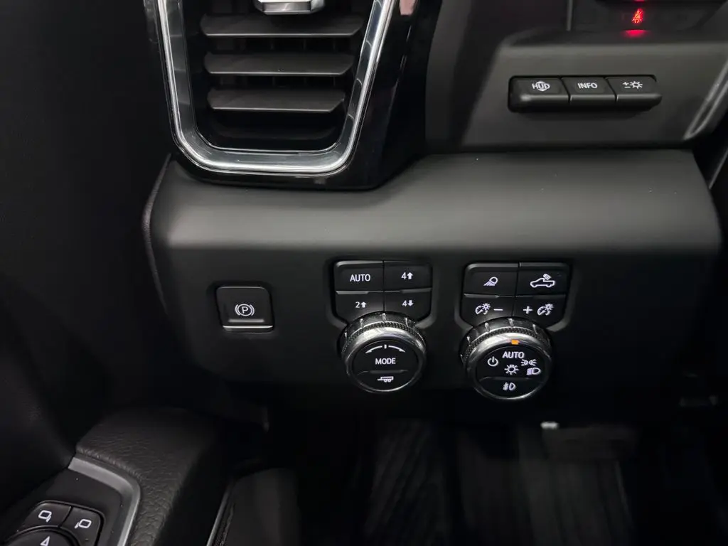 2024 GMC Sierra Hd - $70,487