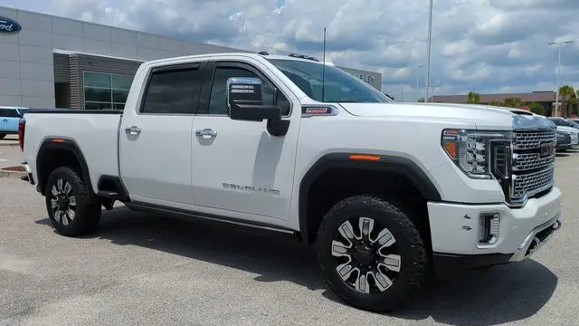 2022 GMC Sierra 2500HD Denali