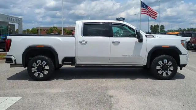 2022 GMC Sierra 2500HD Denali