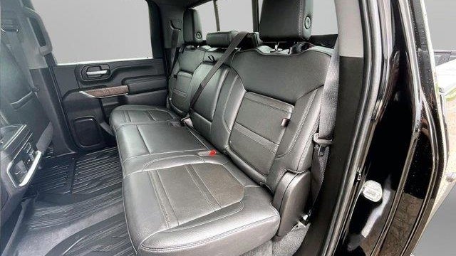 2023 GMC Sierra 2500HD Denali
