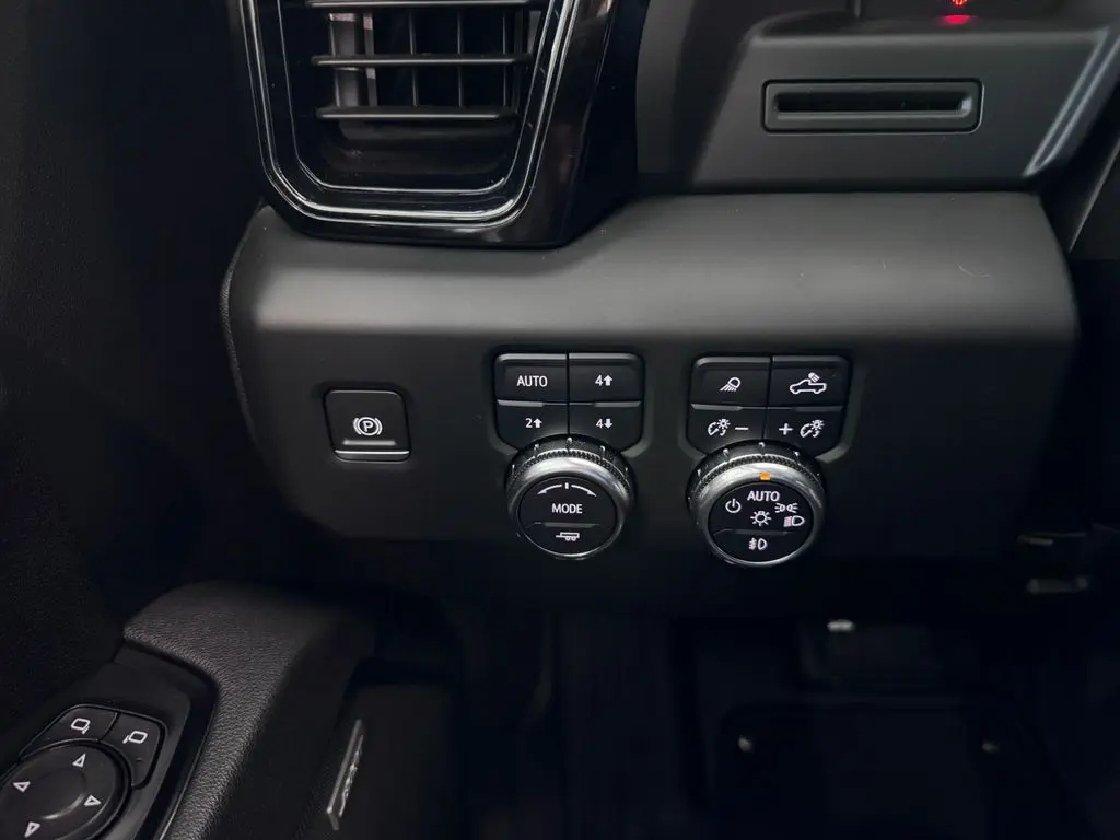 2025 GMC Sierra Hd - $72,487