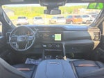 2025 Sierra 2500HD Thumbnail 16