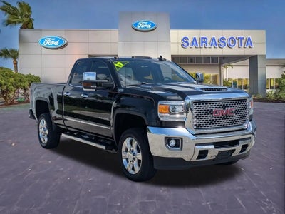 2017 GMC Sierra 2500HD 4X4 SLT 4DR Double Cab LB