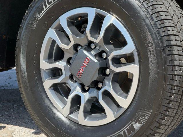 2022 GMC Sierra Hd - $34,690
