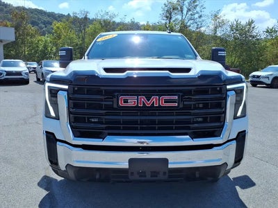 2024 GMC Sierra 2500HD 4X4 Pro 2DR Regular Cab LB
