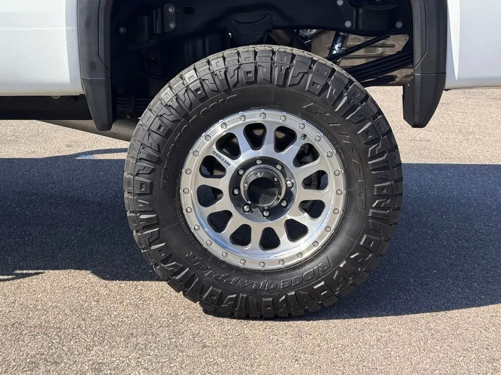 2022 GMC Sierra Hd - $46,099