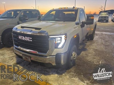 2024 GMC Sierra 3500HD 4X4 Pro 2DR Regular Cab LB SRW