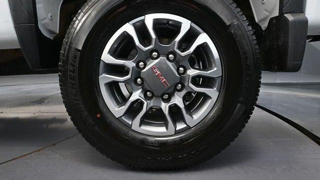 2025 GMC Sierra 3500HD SLE