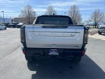 2022 Hummer EV Pickup Thumbnail 4