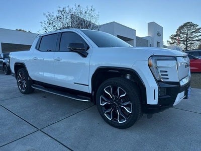 2025 GMC Sierra EV AWD Denali 4DR Crew Cab 5.9 FT. SB (max Range)