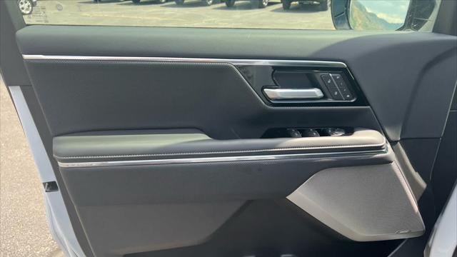 2025 GMC Sierra EV Denali