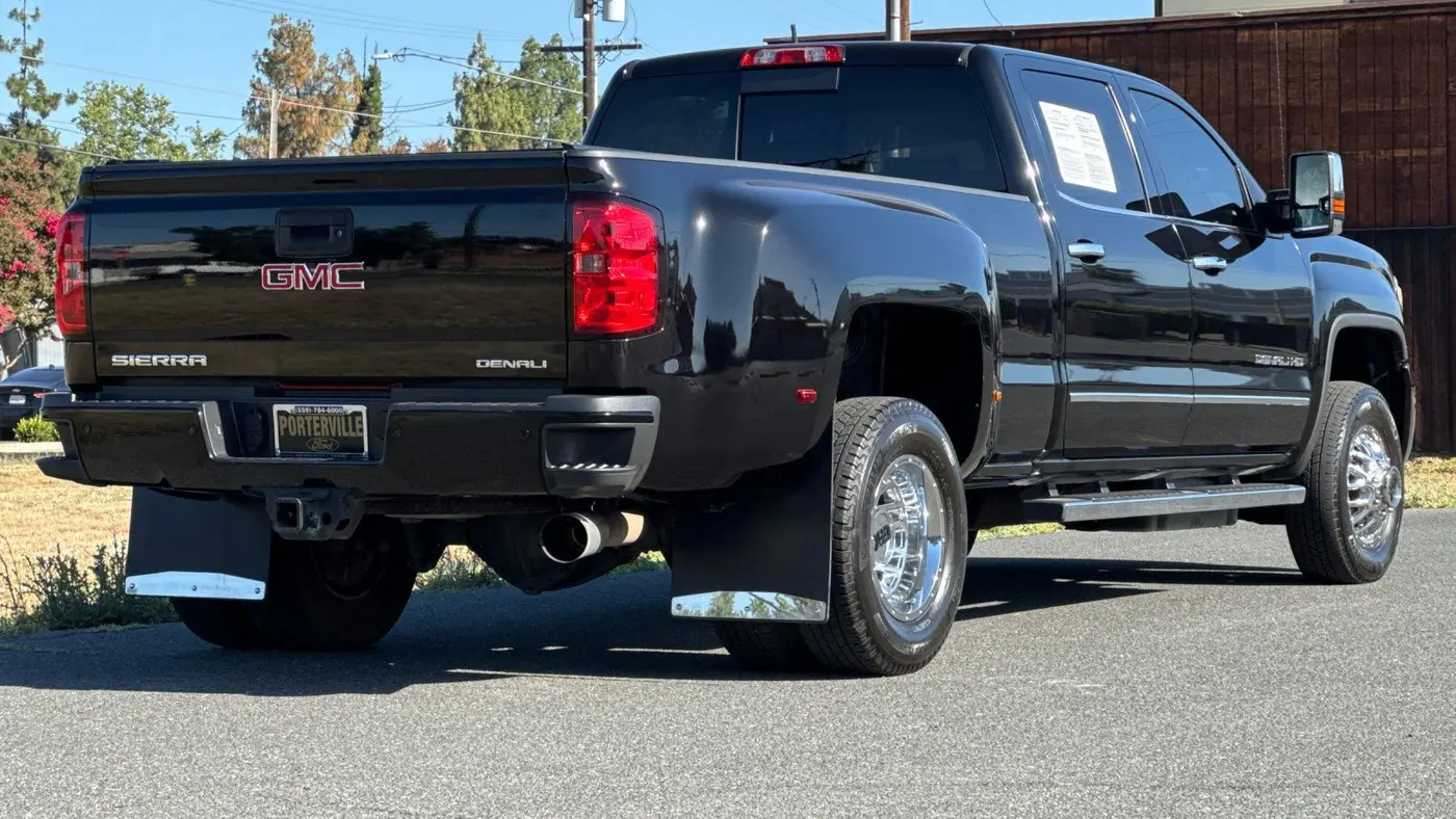 2015 GMC Sierra 3500HD Denali