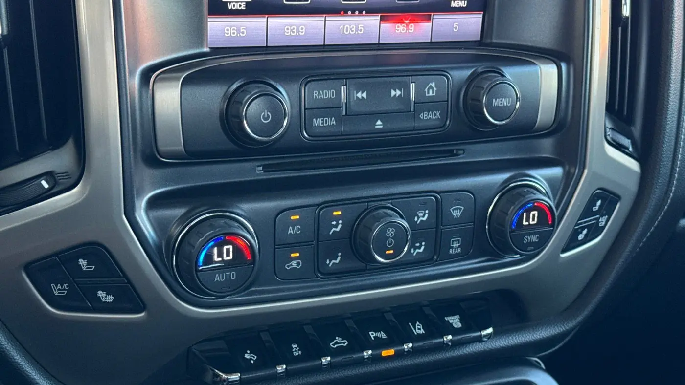 2015 GMC Sierra 3500HD Denali