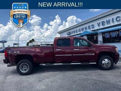 2013 GMC Sierra 3500HD 4X4 Denali 4DR Crew Cab SB SRW