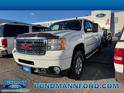 Photo of a 2014 GMC Sierra 3500HD 4X4 Denali 4DR Crew Cab SB SRW for sale