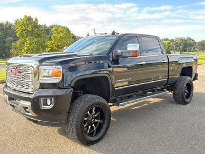 2019 GMC Sierra 3500HD 4X4 Denali 4DR Crew Cab SRW