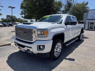 2019 GMC Sierra 3500HD with White Frost Tricoat Exterior