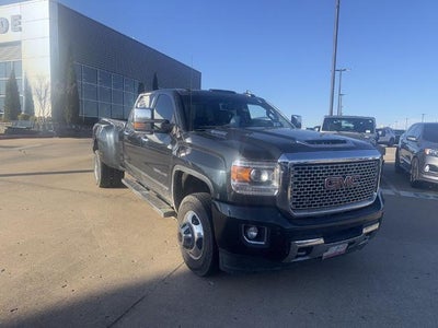 2017 GMC Sierra 3500HD 4X4 Denali 4DR Crew Cab SRW