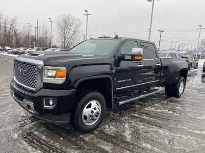 Photo of a 2017 GMC Sierra 3500HD 4X4 Denali 4DR Crew Cab SRW for sale