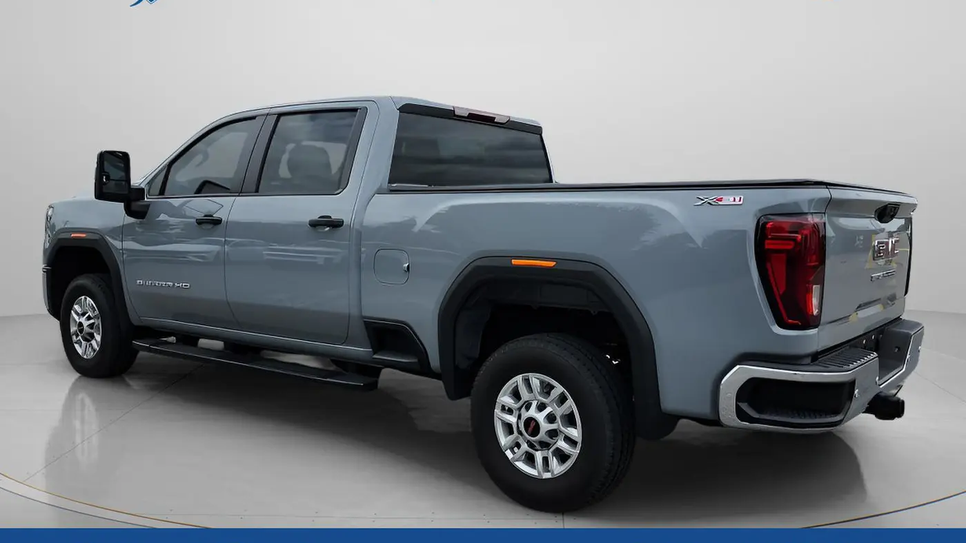 2024 GMC Sierra 2500HD Pro