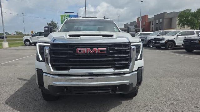 2024 GMC Sierra 2500HD Pro