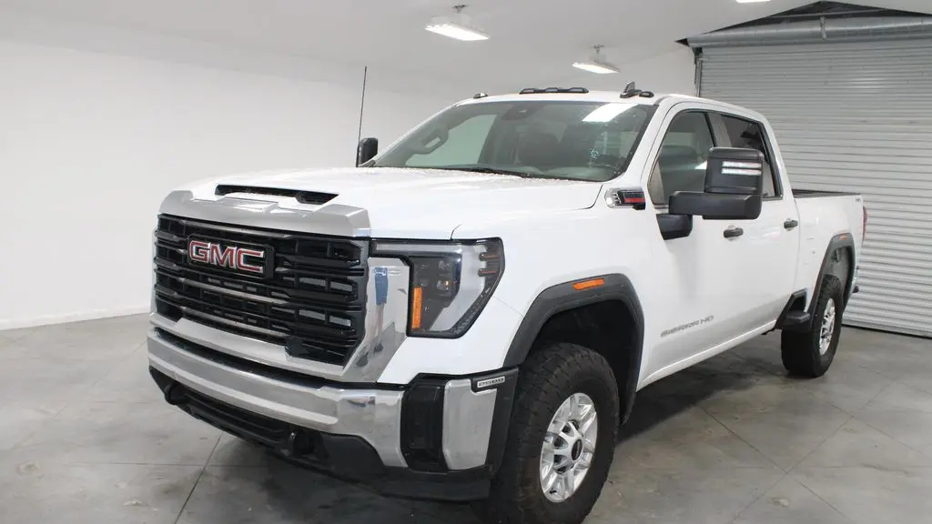 2024 GMC Sierra 2500HD Pro