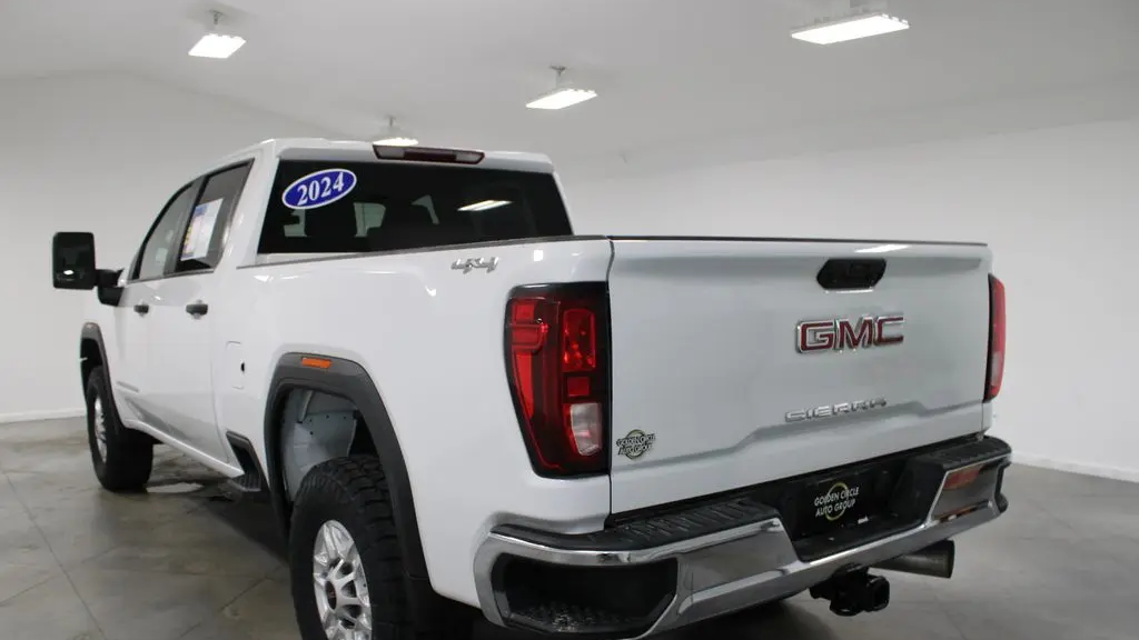 2024 GMC Sierra 2500HD Pro