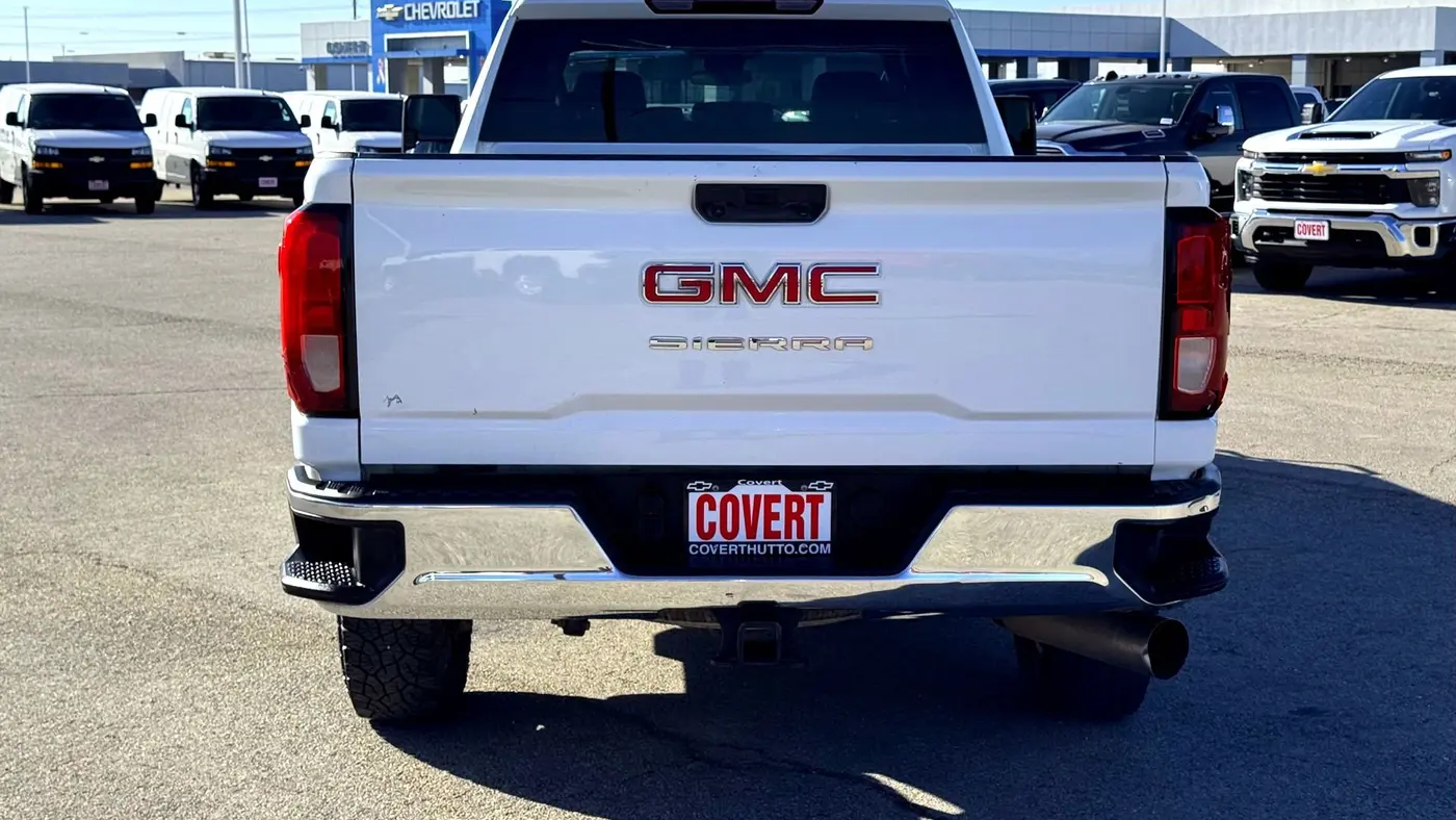 2024 GMC Sierra 2500HD Pro