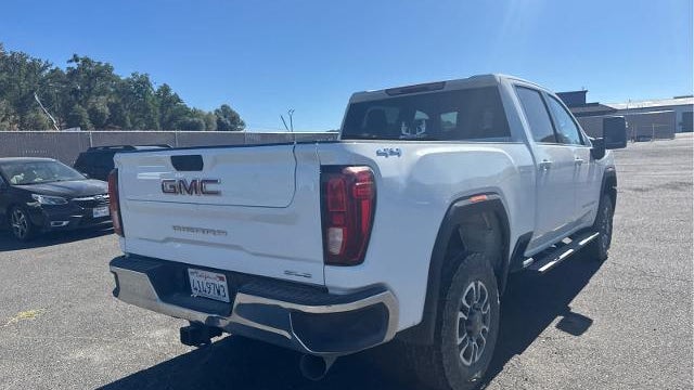 2024 GMC Sierra 2500HD SLE